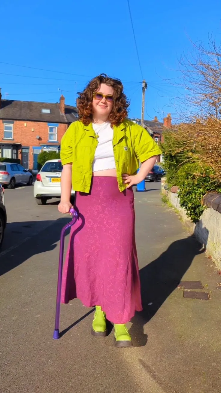 Chartreuse and pink 🩷 Chartreuse and pink 🩷