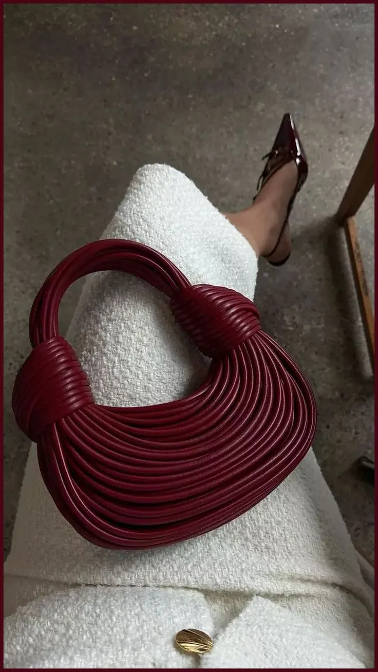 Crescent Bags Are the Throwback Carryall “Eclipsing” the Baguette