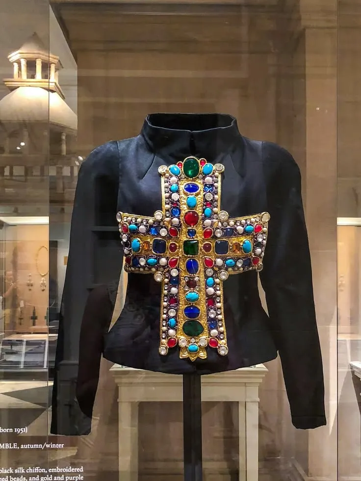 Discover the Ethereal Beauty of the MET Heavenly Bodies Exhibition - The Creative Adventurer Discover the Ethereal Beauty of the MET Heavenly Bodies Exhibition - The Creative Adventurer