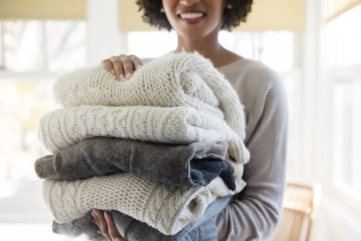 How To Remove Lint From Clothes For Good (1) How To Remove Lint From Clothes For Good (1)