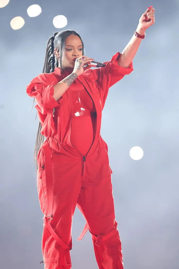 Rihanna Revives Her Unmatched Maternity Style at the Super Bowl 2023 Rihanna Revives Her Unmatched Maternity Style at the Super Bowl 2023