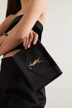 Sleek Envelope Clutches_ 💌 Elegant Sleek Envelope Clutches for a Sophisticated Look! 👜✨